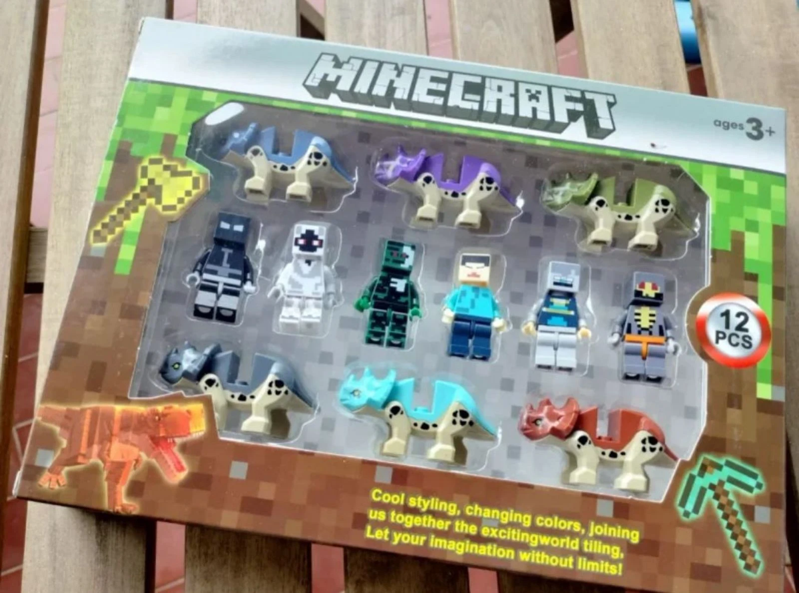12 peças Minecraft em embalagem selada 